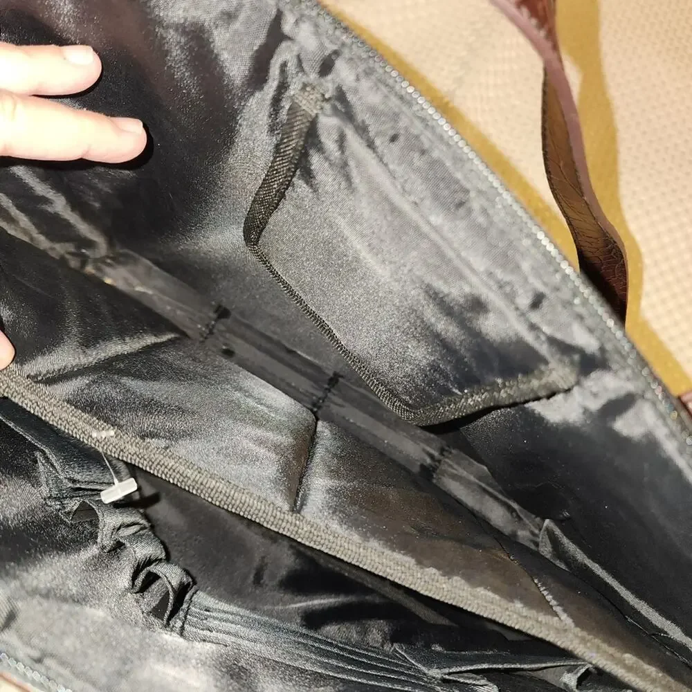 US LUGGAGE CO excellent used